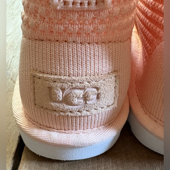UGG Neumel Breeze Knit Shoe Size 7 NWOT - Picture 5 of 8